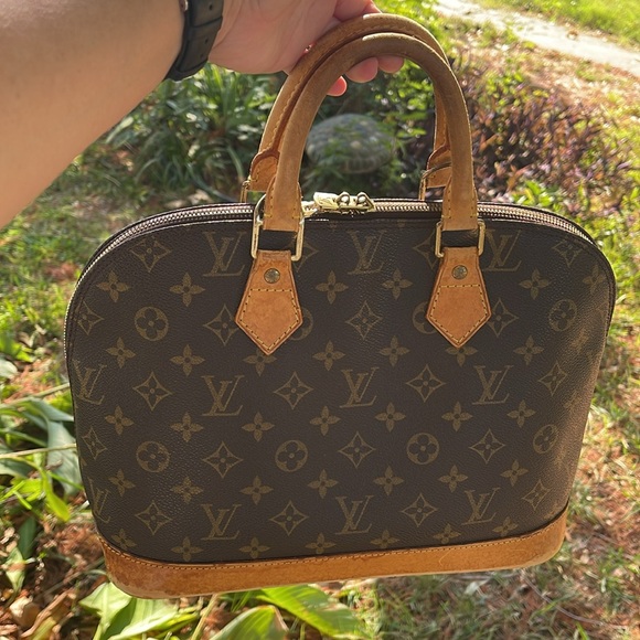 Sale Authentic Louis Vuitton Alma Vintage Project bag Monogram - Picture 4 of 17